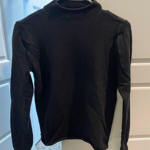 Cyrus Elegant Black Knitwear